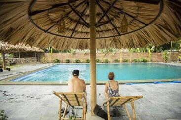 هتل Tam Coc Rice Fields Resort