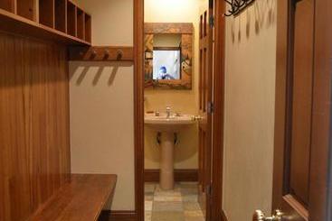 公寓 Plaza Lodge By Destination