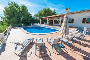 Villa Corritx II