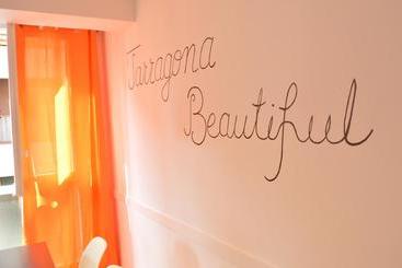 هاستل Rooms Tarragona