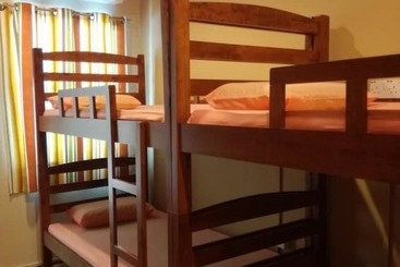 Harbourside Backpackers  Hostel