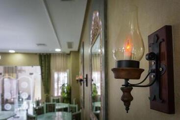 فندق Saheb Ettabaa