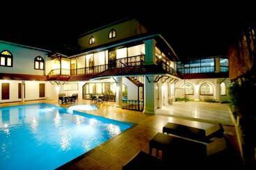 هتل The Byke Spice Heritage Pure Veg