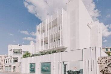 פנסיון Suite 10 Home Design & Spa