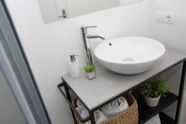 شقة Singularstays Mercado Central