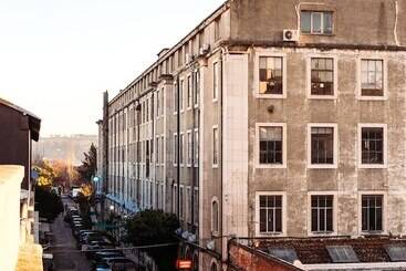 The Dorm   Hostel Lx Factory