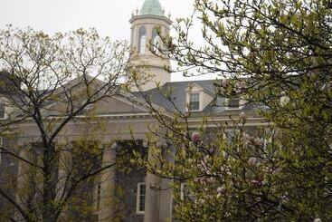 ユースホステル University Of King S College