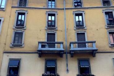 تختخواب و صبحانه Locanda Pandenus Brera