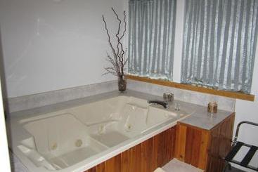 Bonanza Gold Motel
