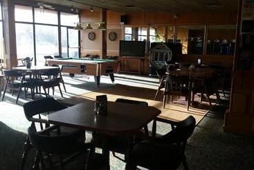 فندق The Ritz Cafe And Motor Inn