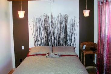 Motel Fleur De Lys