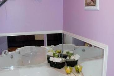 Motel Fleur De Lys
