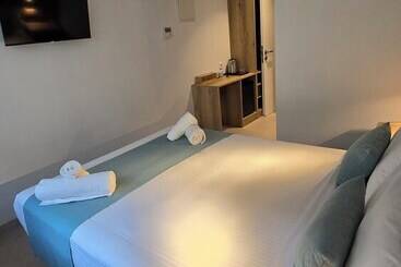 Hostal Rambla 24 By Holihome