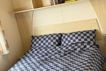 Seaside Charm Carvan In Leys Down On Sea