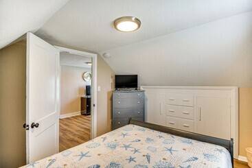 Сельский дом Modern Cape Charles Home: 1 Mi To Kiptopeke Beach!