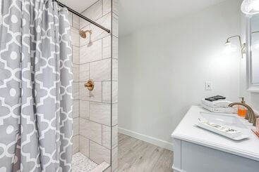 بيت ريفى Modern Seguin Home: Steps To Trails & Park West!