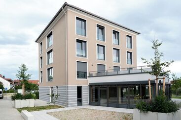 Moonliving Boutique Apartments