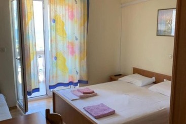 펜션 Apartments Ata