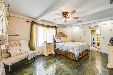 بيت ريفى Sprawling Fort Myers Home: Pool & Screened Lanai!