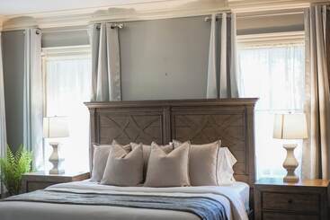 Апарт-отель The Underwood Hale House