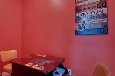 Сельский дом 2701 Palm Boulevard By Avantstay Steps To The Beach, Ping Pong, Putting Green