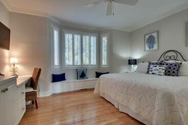 Сельский дом 45 Ocean Point By Avantstay Amazing Views + Beach Access & Community Pool Access