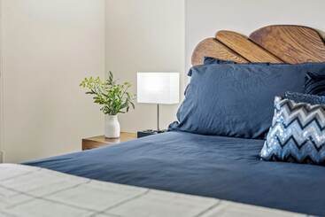 کلبه Harmony Ridge By Avantstay Large Deck W/ Hot Tub & Forest Views