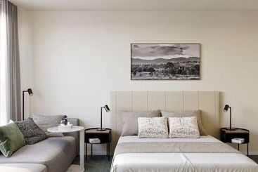 فندق Punthill Tuggeranong