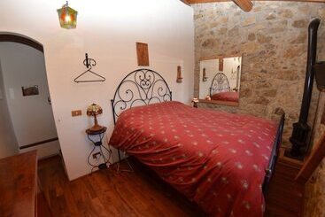 Lovely Cottage In Bagni Di Lucca Amidst Fields