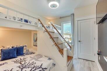 بيت ريفى Rooftop Deck & Hot Tub: Mexico Beach Home!