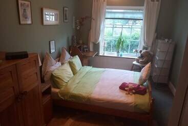 レジデンス Inviting 5 Bed Farmhouse Near Ironbridge