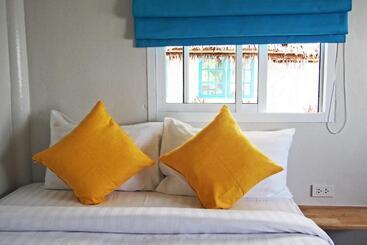 リゾートホテル Sand Terrace Beach Bungalows