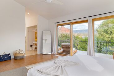 کلبه Sedona Sunrise By Avantstay Majestic Red Rocks Views~walk To Jordan Trailhead~peloton Bike~hot Tub~w