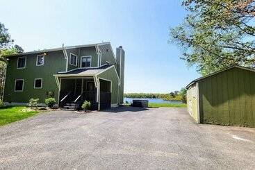 별장 Strawberry Shores By Avantstay Lakefront Private Beach