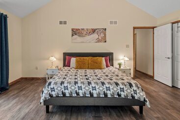 بيت ريفى Summit Solitude By Avantstay Lake & Beach Access