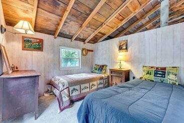 קוטג'' Waterfront Home On Lake Champlain W/ Dock & Kayaks