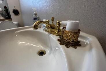 Bed And Breakfast Hearts Desire