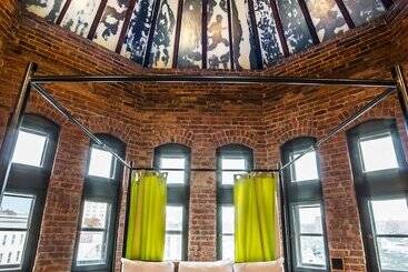 فندق City Hall Grand