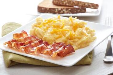 فندق Econo Lodge Inn & Suites Radfordblacksburg Area