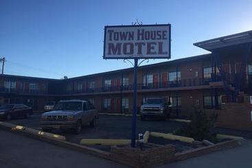 Townhouse Motel
