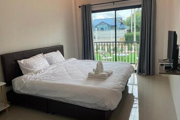 Arawan Resort เอราวัณ รีสอร์ท