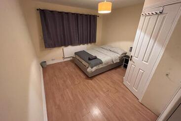 צימר Cama Doble Con Baño Privado D24