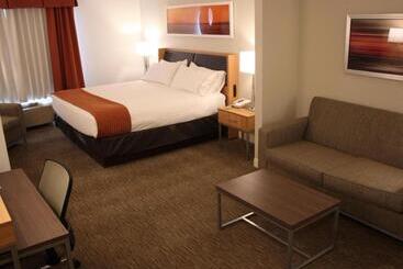 בית מלון כפרי Holiday Inn Express Munising Lakeview