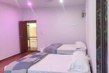 בית מלון כפרי Shubodaya Grand Residency & Party Hall