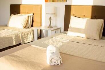 هتل آپارتمان Nobleza Apart