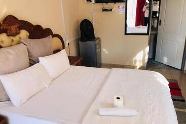 펜션 Mukwano Guesthouse