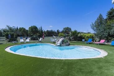 住宿加早餐  Chambre Voile De Soie   Homestay   Chez Manon En Luberon