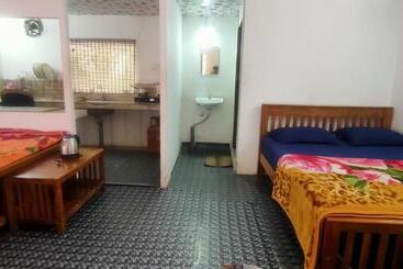 مبيت وإفطار Wildcampers Cottages
