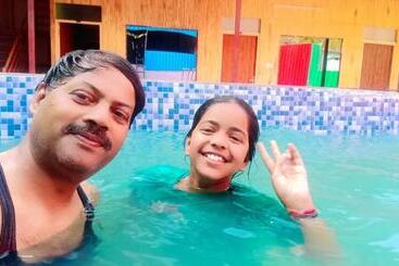 בית מלון כפרי Sparsh Ganga Cottage & Resort