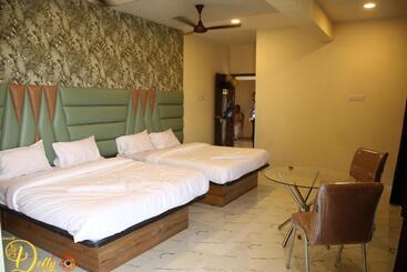 بنسيون New Balaji Residency By Glitz Hotels